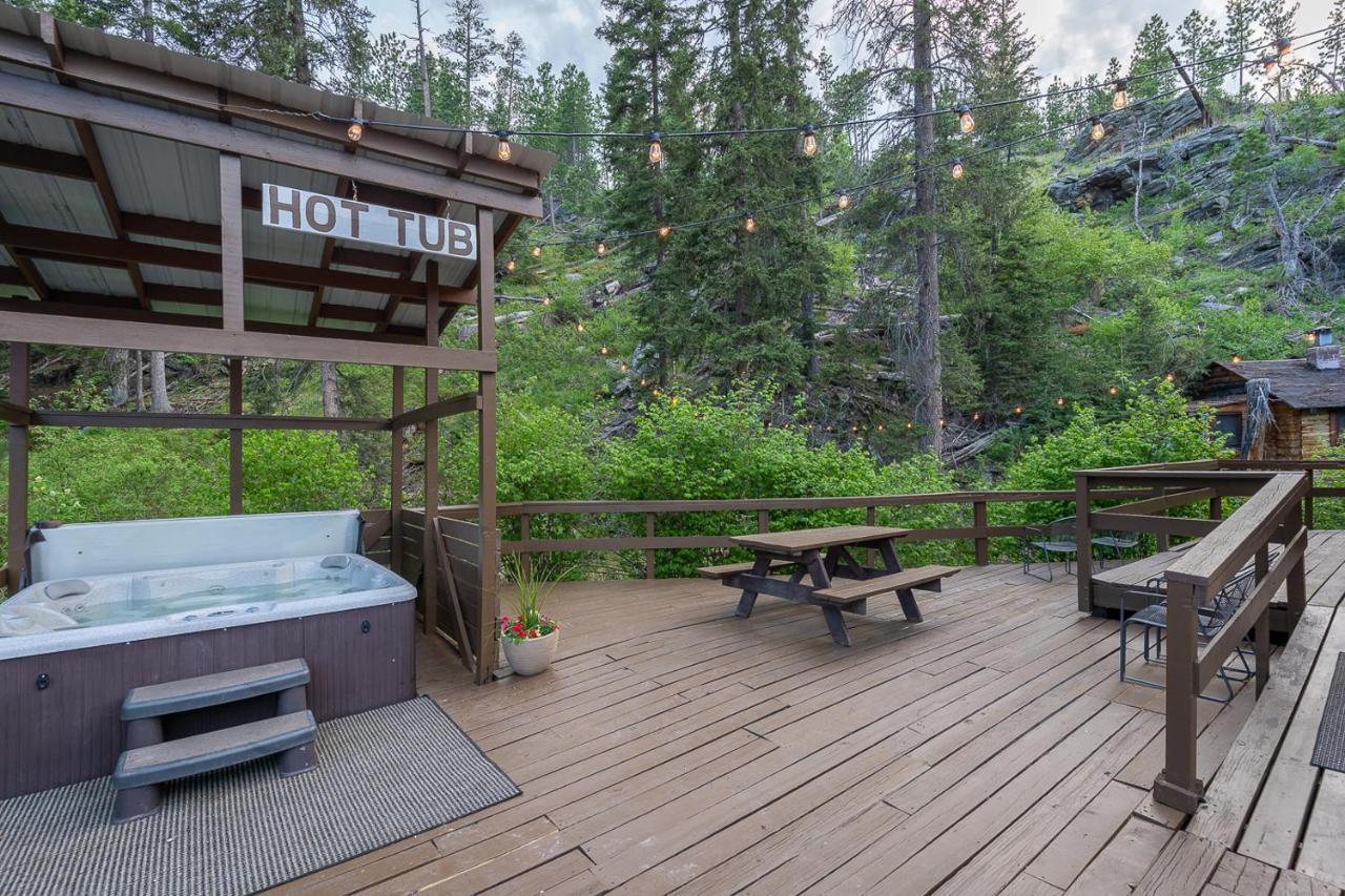 Harney Camp Cabins Hill City Exterior foto