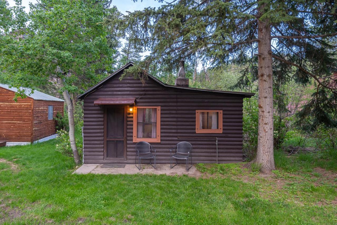Harney Camp Cabins Hill City Exterior foto